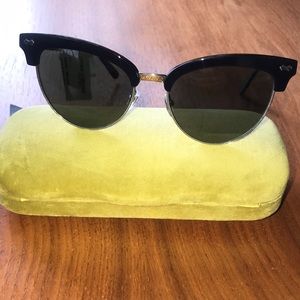 GUCCI  Cat Eye Sunglasses BLACK-SILVER- GREEN